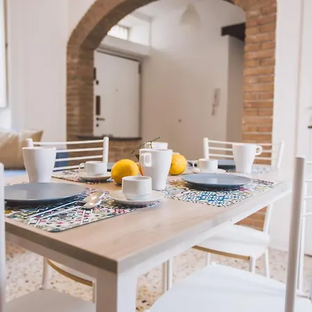 Dimore Delle Zagare - Maestranza Apartment